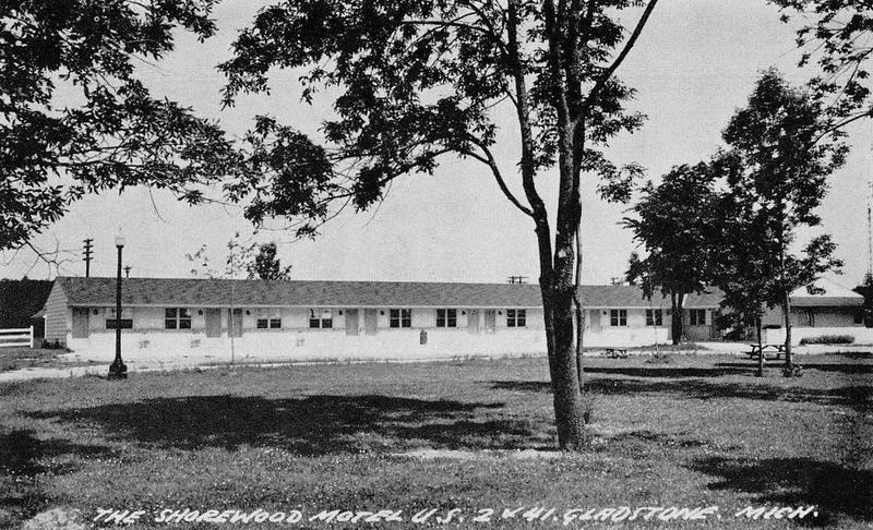 Shorewood Motel - Old Postcard